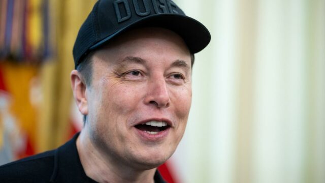 Elon Musk delivers ‘totally nuts’ plan for moon robots and $1 trillion revenue target, but capex tanks SpaceX on debut earnings